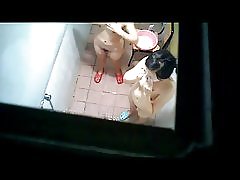 Luna zosilňovač; priateľov 483