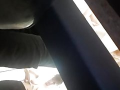 Kabína vyspelými prsia