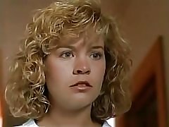 Mladý ellie cornell sprchovej scéne