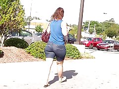 Horúcej milf zadok tesný jean šortky.