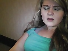 Wisconsin dievča masturbuje s Cumming časť 2 - nicolo33